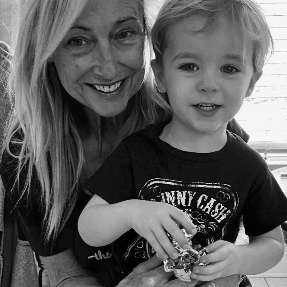 Meet your Posher, Suzi